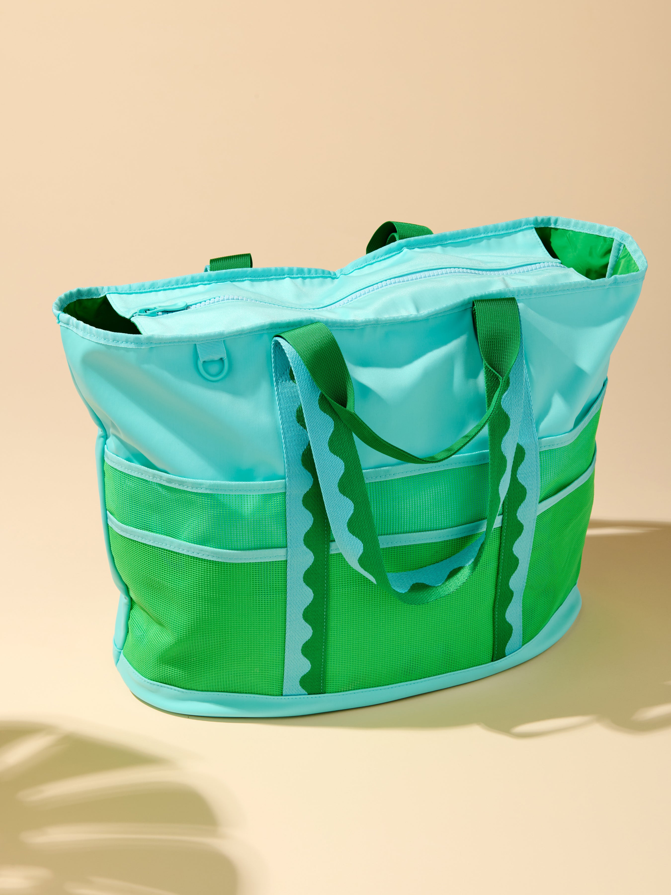 Shiraleah Camden Neoprene Tote AQUA