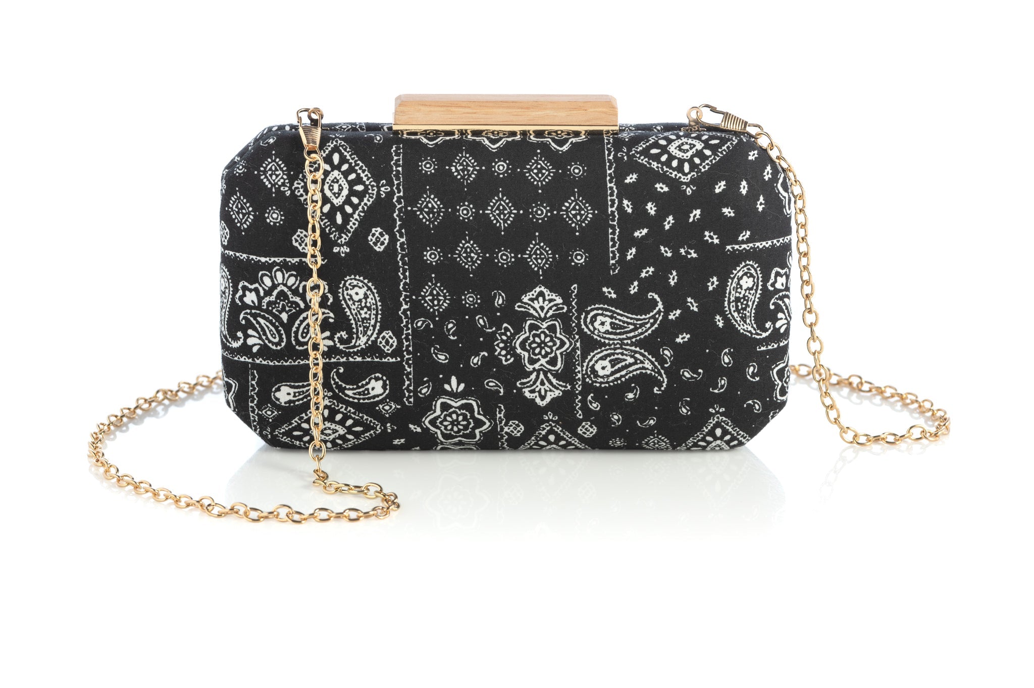 Shiraleah Pippa Minaudiere, Black