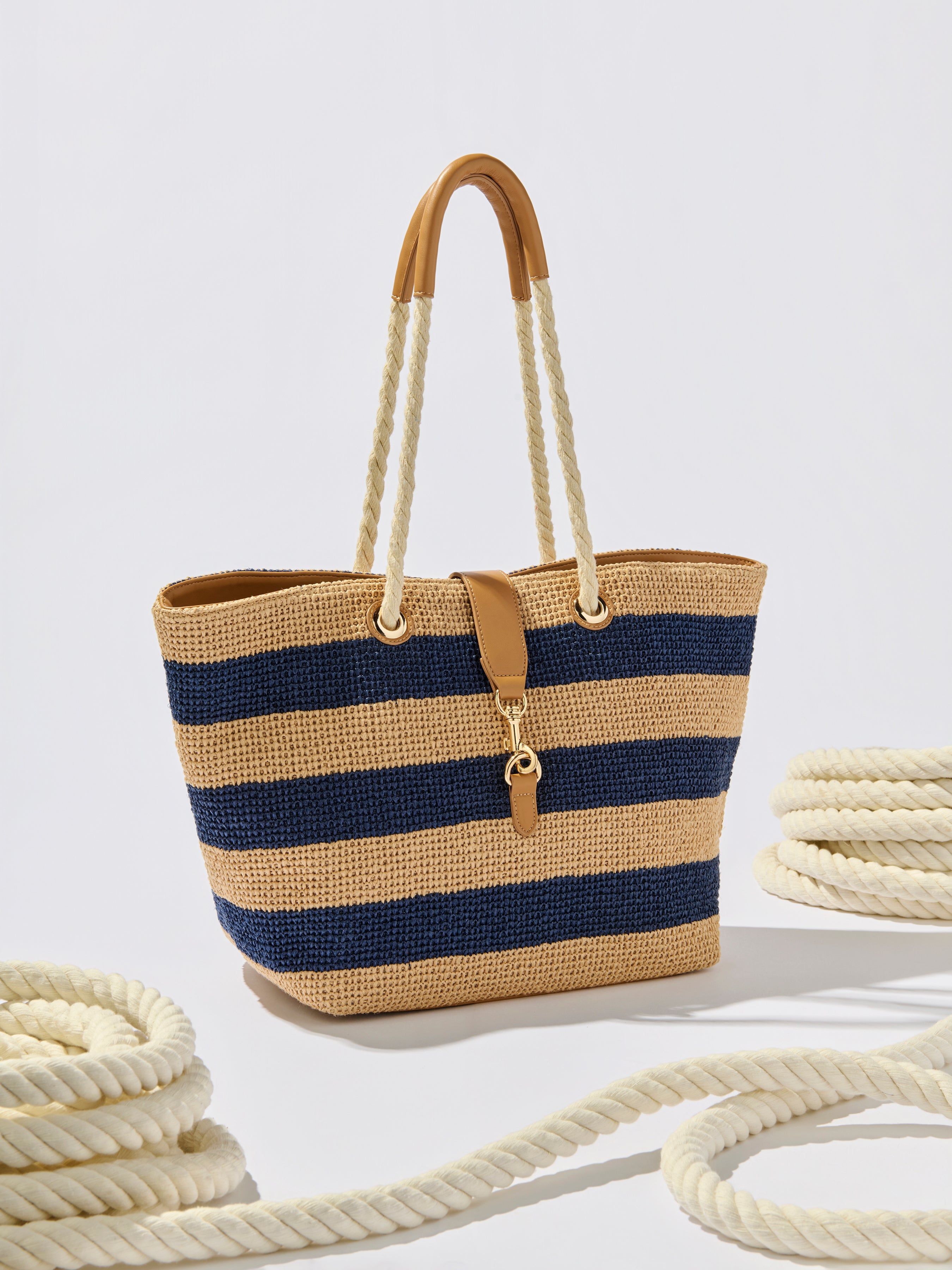 Shiraleah Rina Tote, Navy