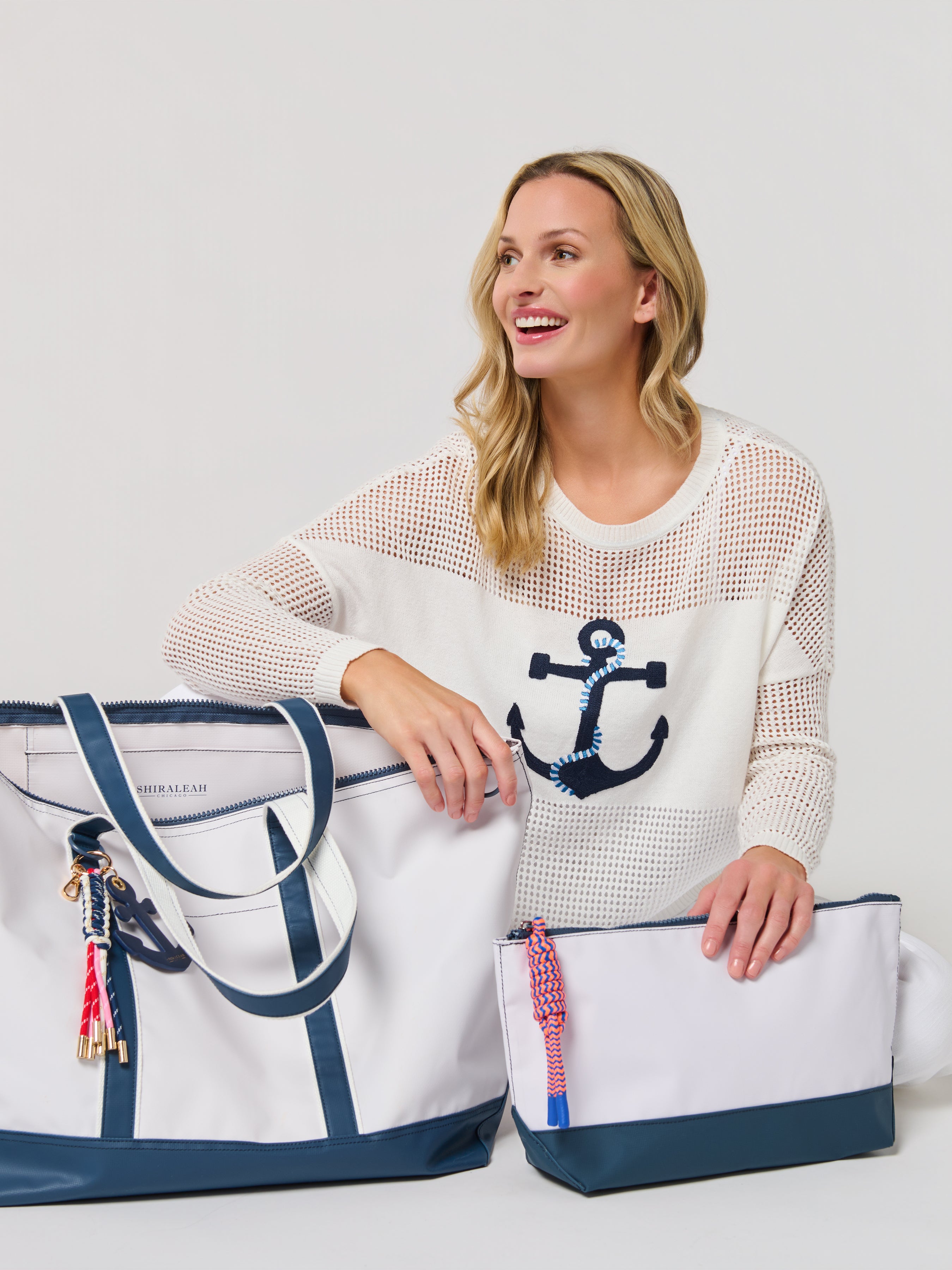 Shiraleah Port Water Resistant Zip Pouch WHITE