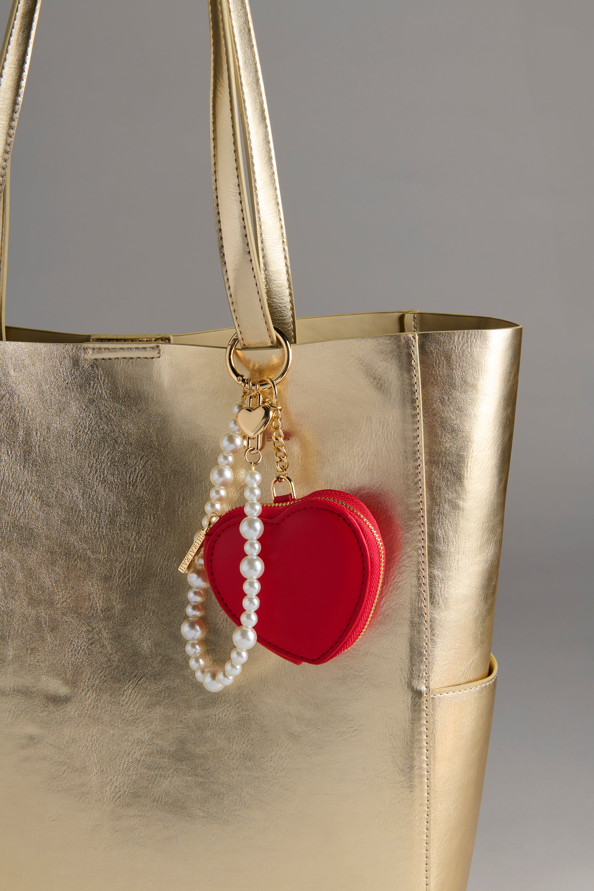 Shiraleah Heart Pouch Bag Charm/Key Ring RED
