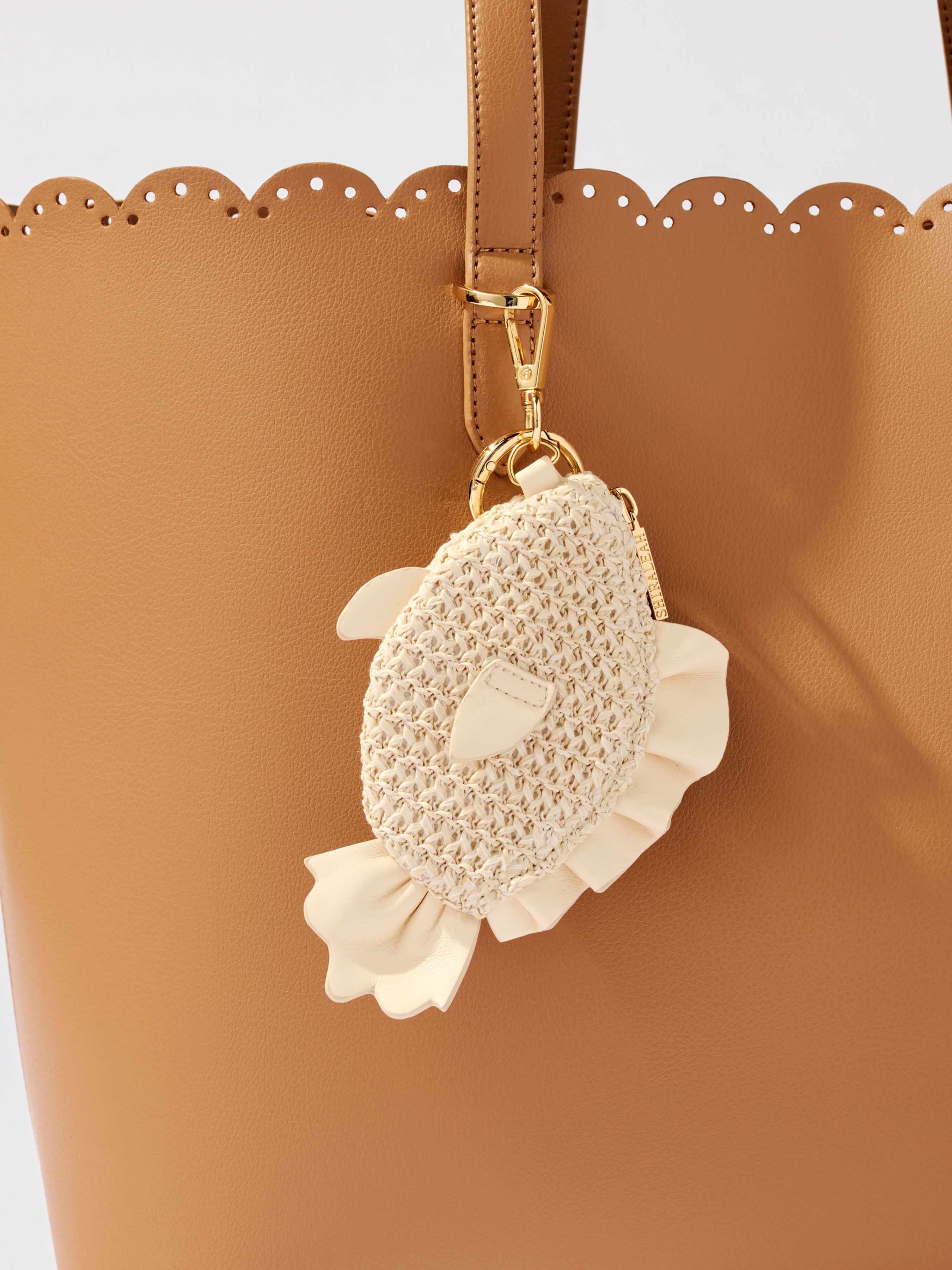 Shiraleah Fish Zip Pouch Charm/Key Ring, Ivory