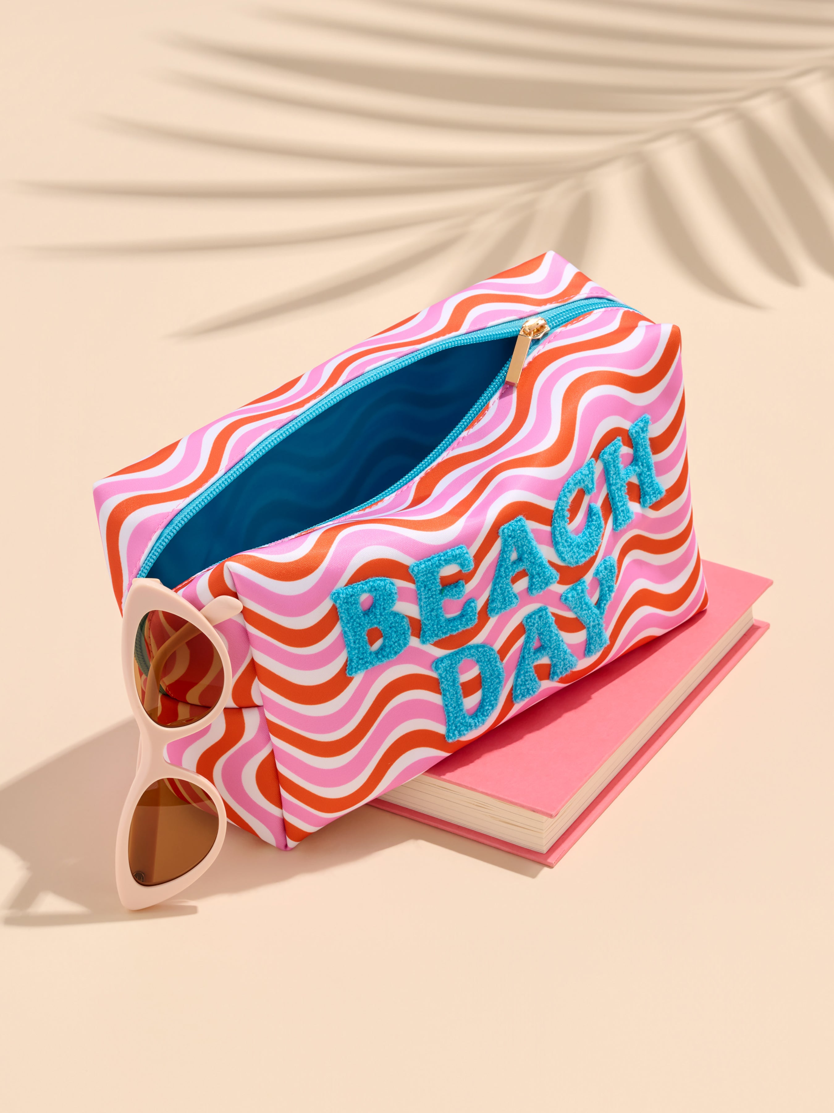 Shiraleah "Beach Day" Large Zip Pouch, Multi