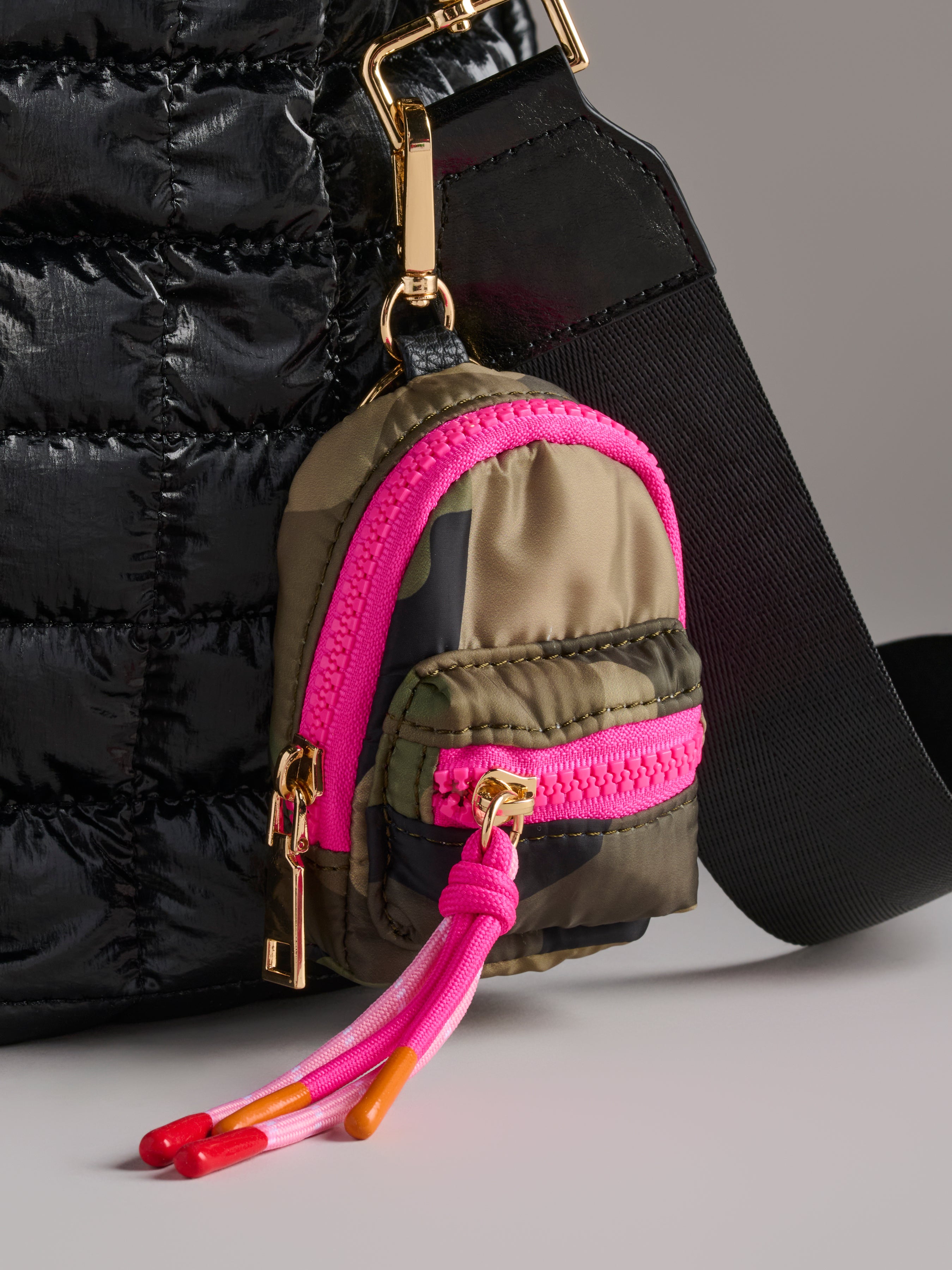 Shiraleah Ezra Mini Backpack Bag Charm CAMO