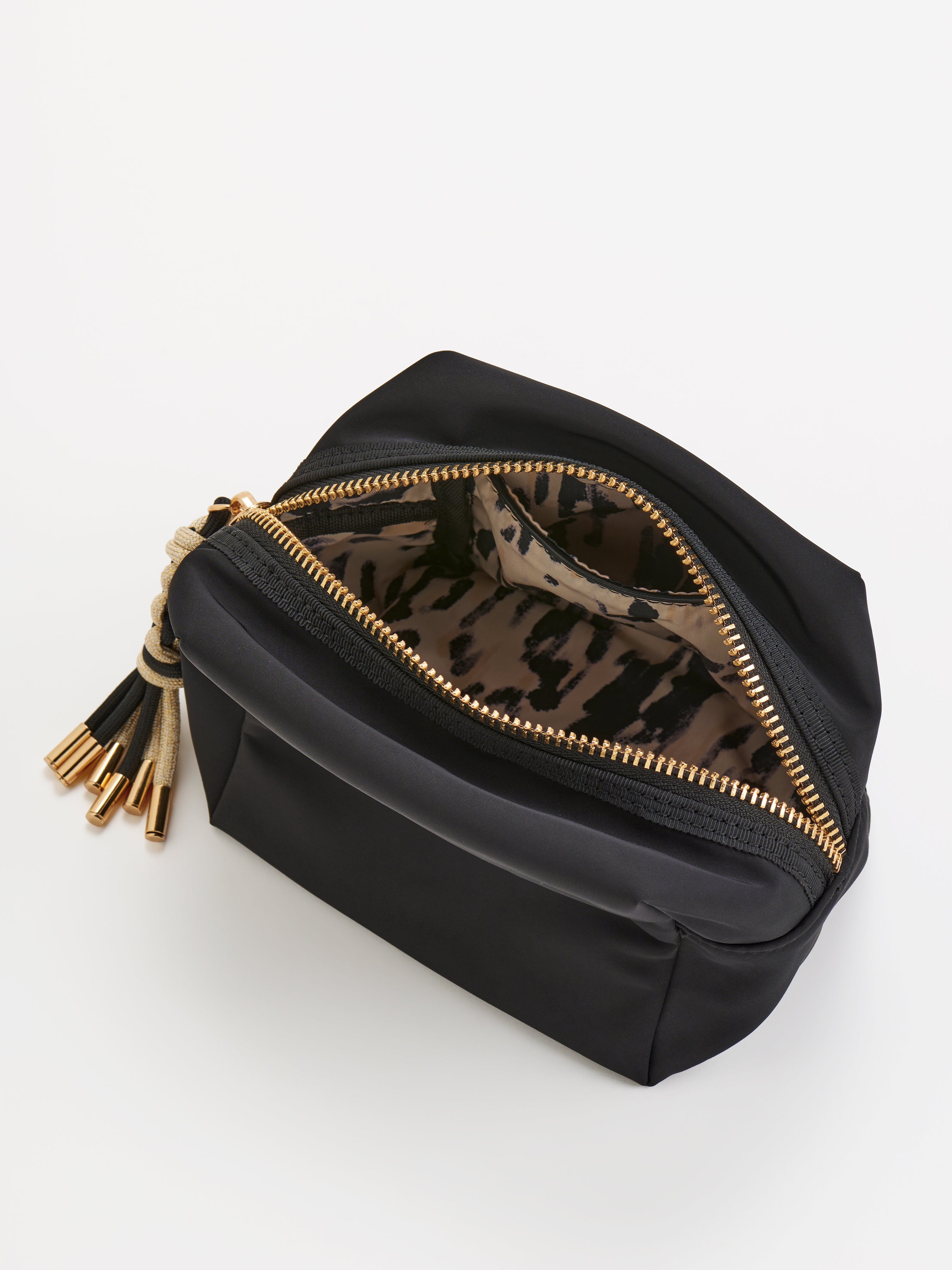Shiraleah Jet Small Boxy Zip Pouch BLACK / OS