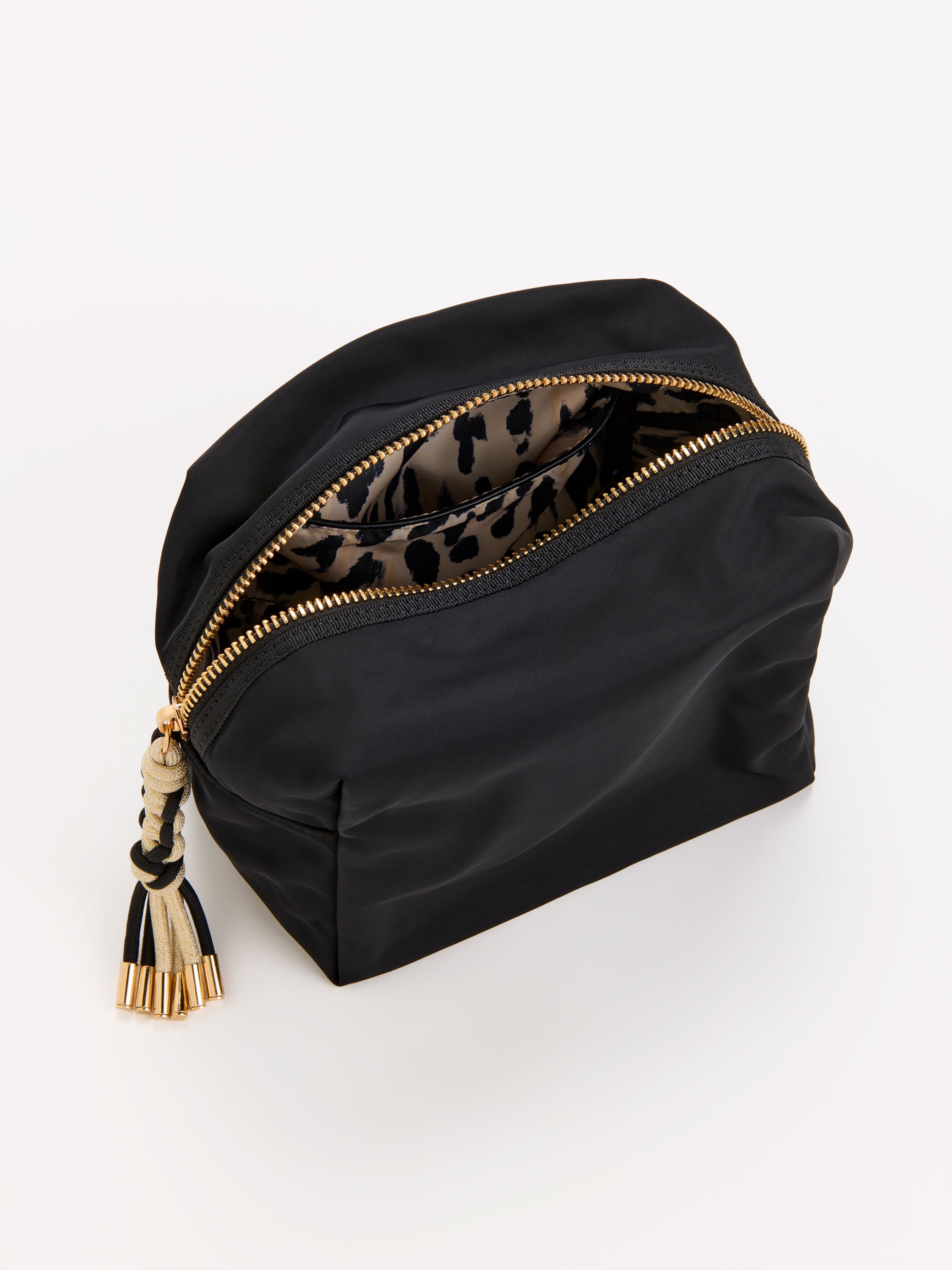 Shiraleah Jet Large Boxy Zip Pouch BLACK / OS