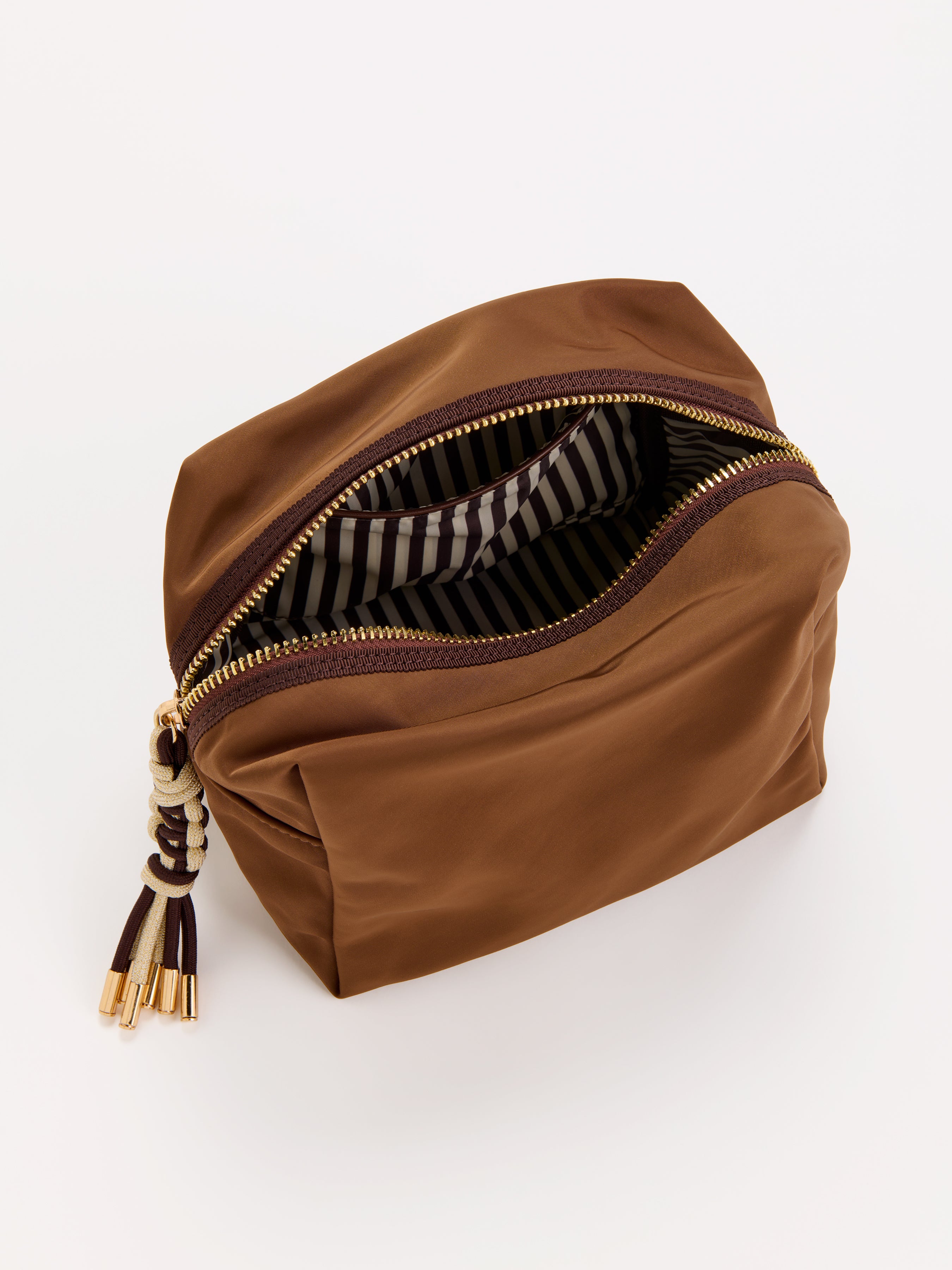 Shiraleah Jet Large Boxy Zip Pouch MOCHA / OS