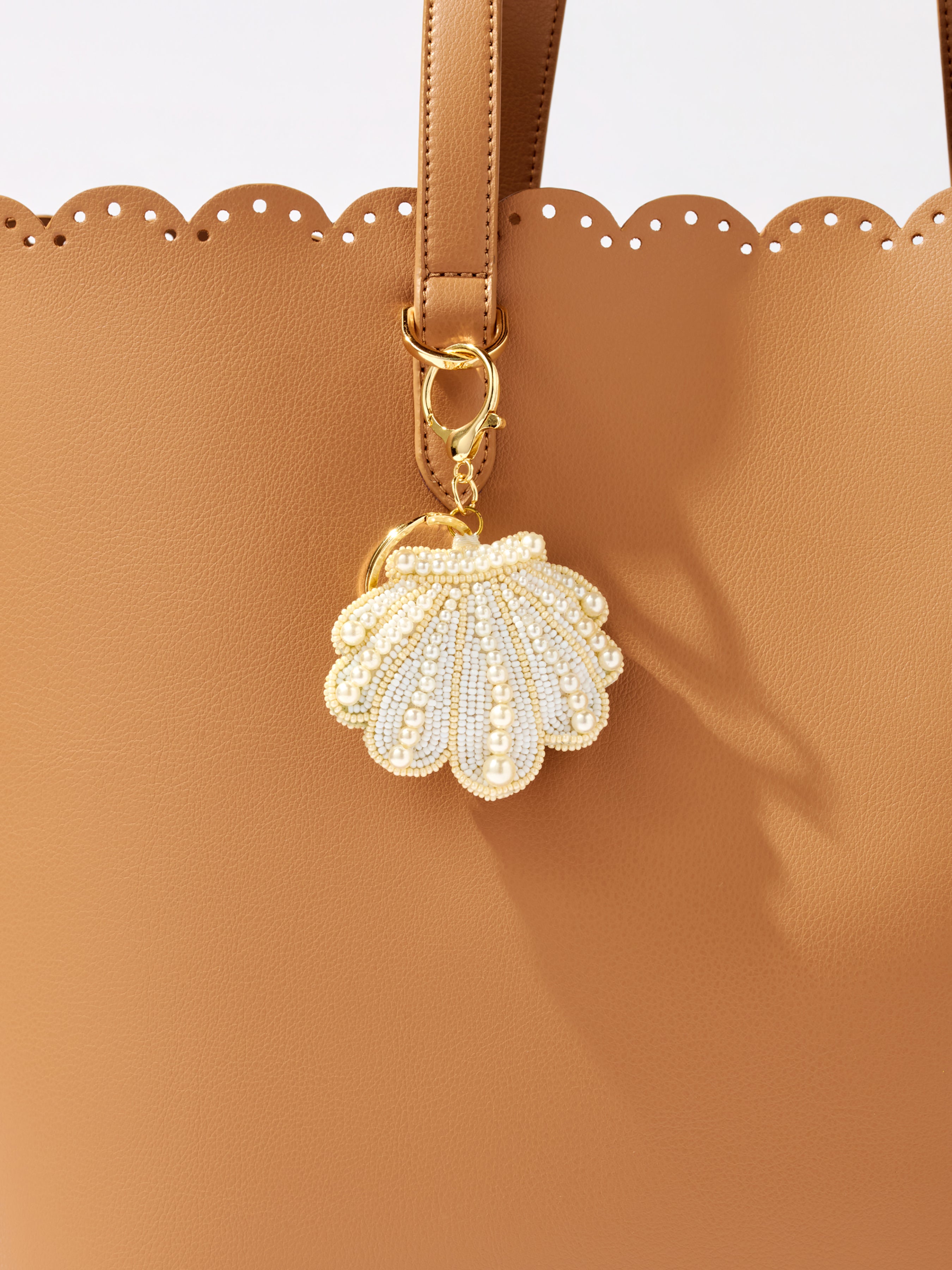 Shiraleah Shell Beaded Bag Charm/Key Ring, Ivory