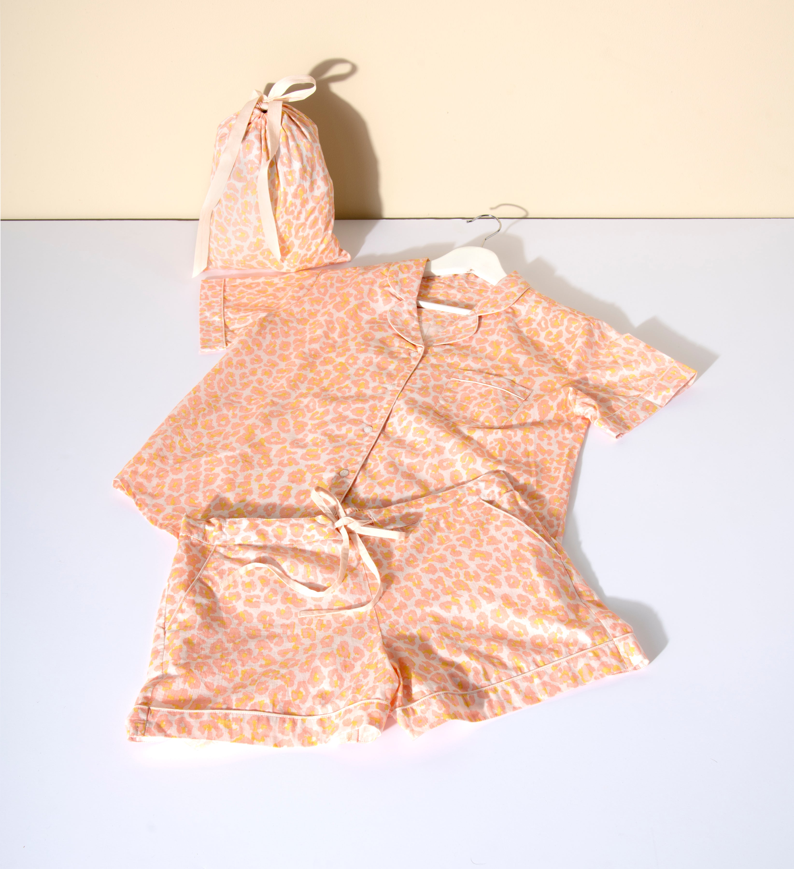 Shiraleah Jerry Animal Print Pj Set, Blush - XL