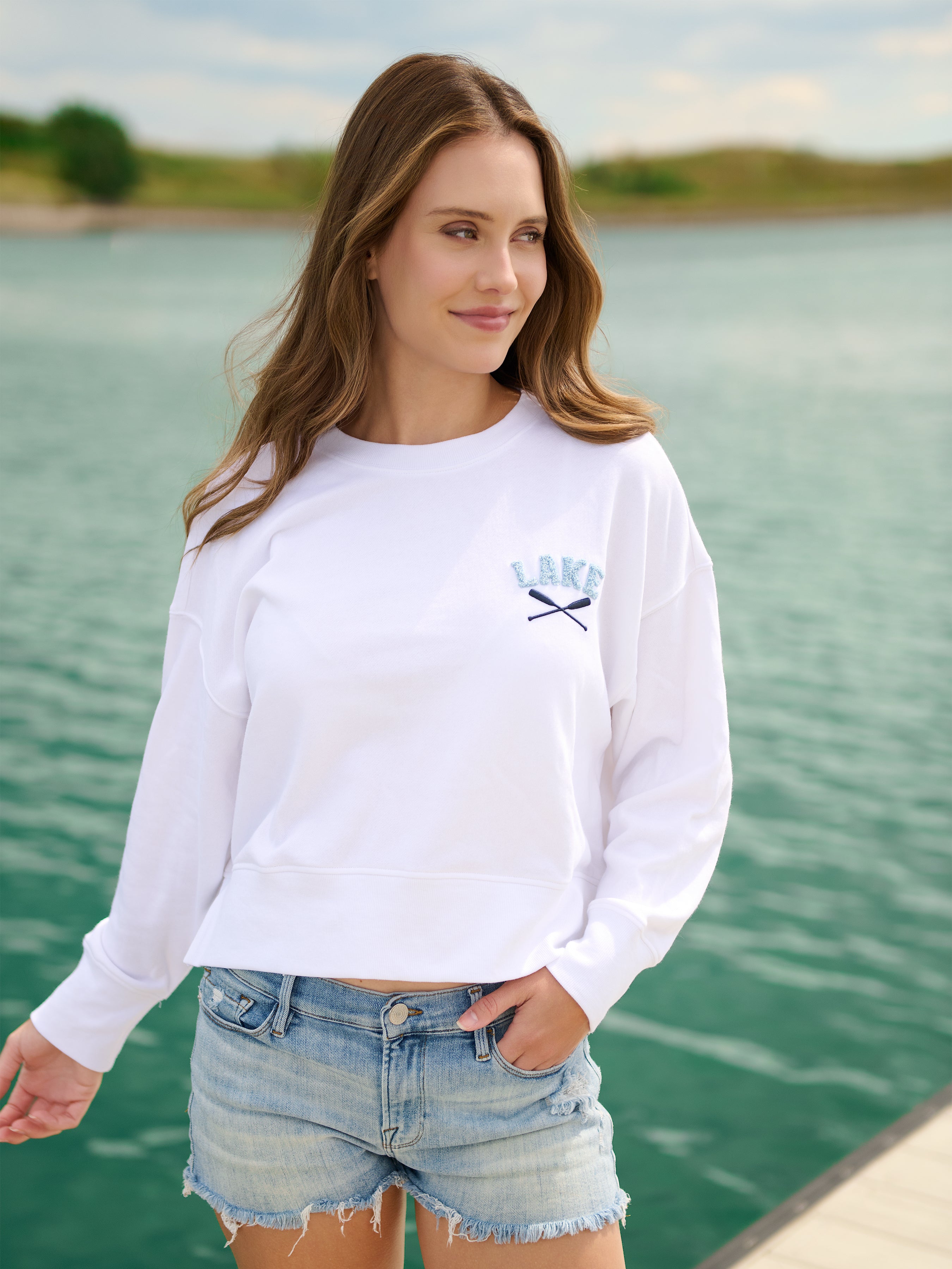 Shiraleah "Boat Days, Sunrays, Repeat" Relaxed Sweatshirt", White SMALL