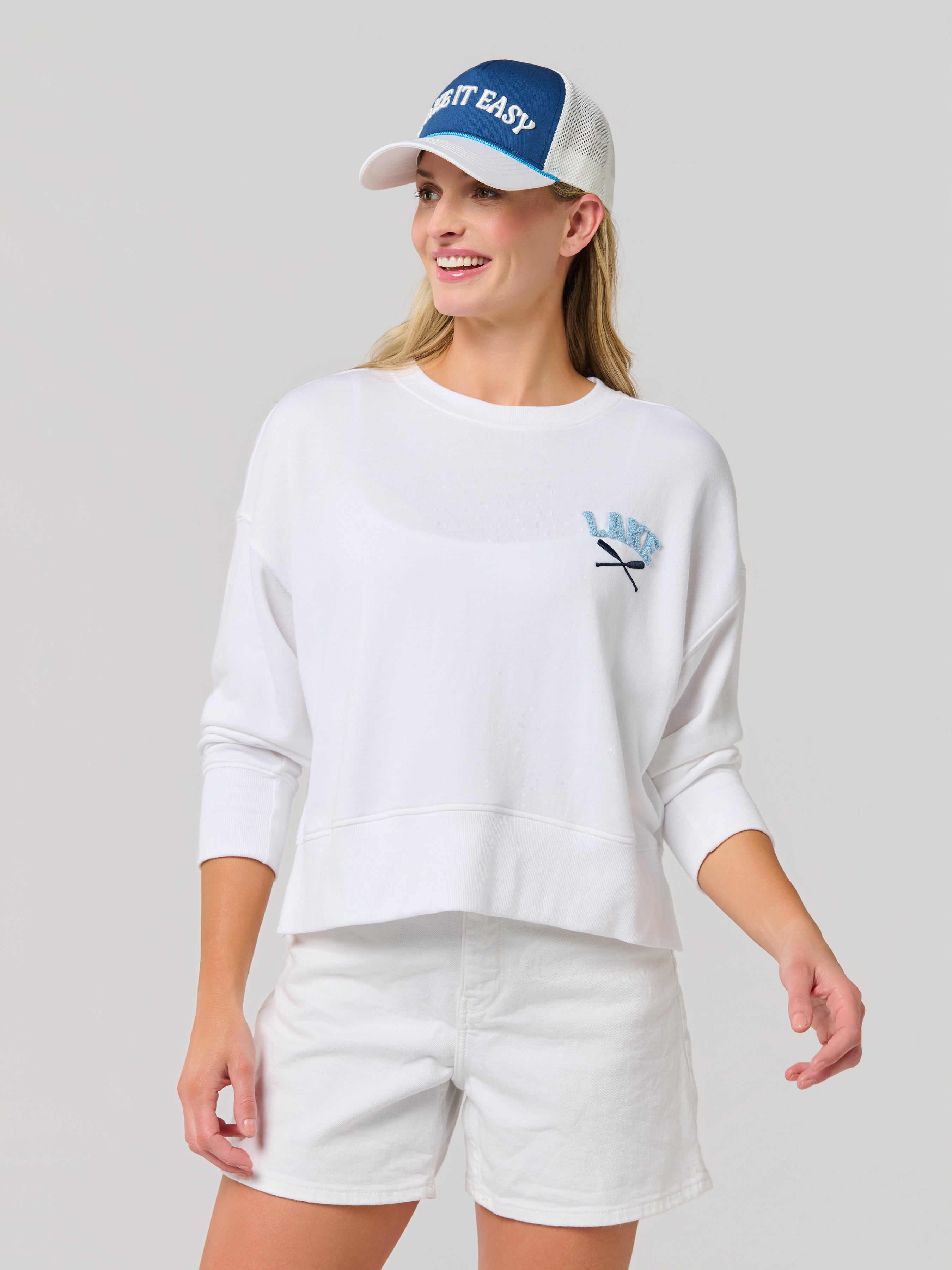 Shiraleah "Boat Days, Sunrays, Repeat" Relaxed Sweatshirt", White SMALL