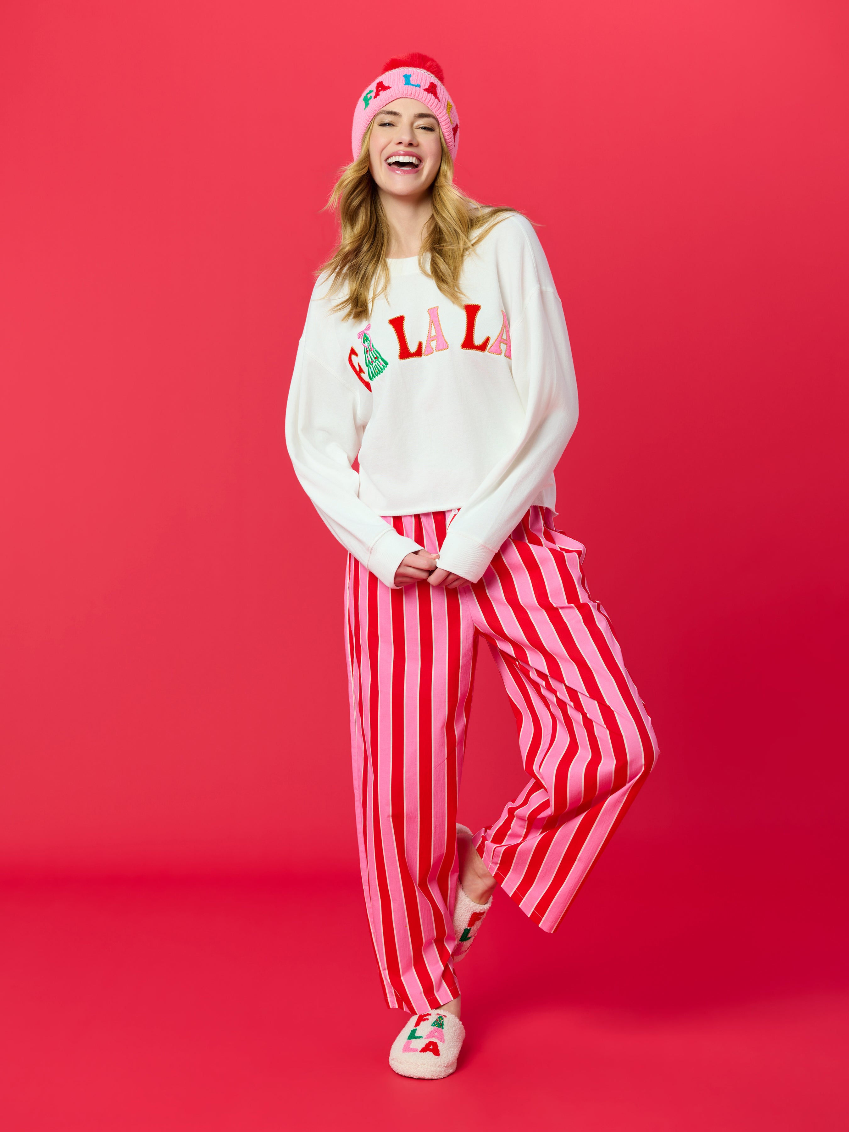 Shiraleah "Fa La La" Lounge Sweatshirt, White WHITE / EXTRA SMALL