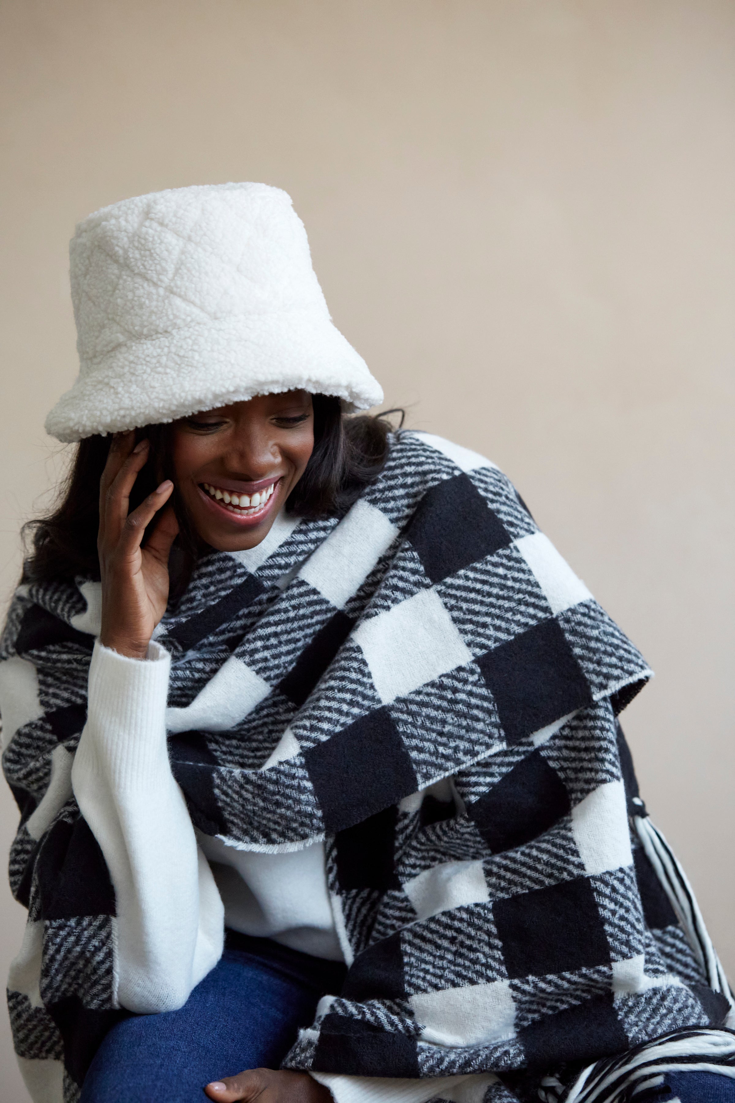 Shiraleah Beltran Plaid Cape, Black and White
