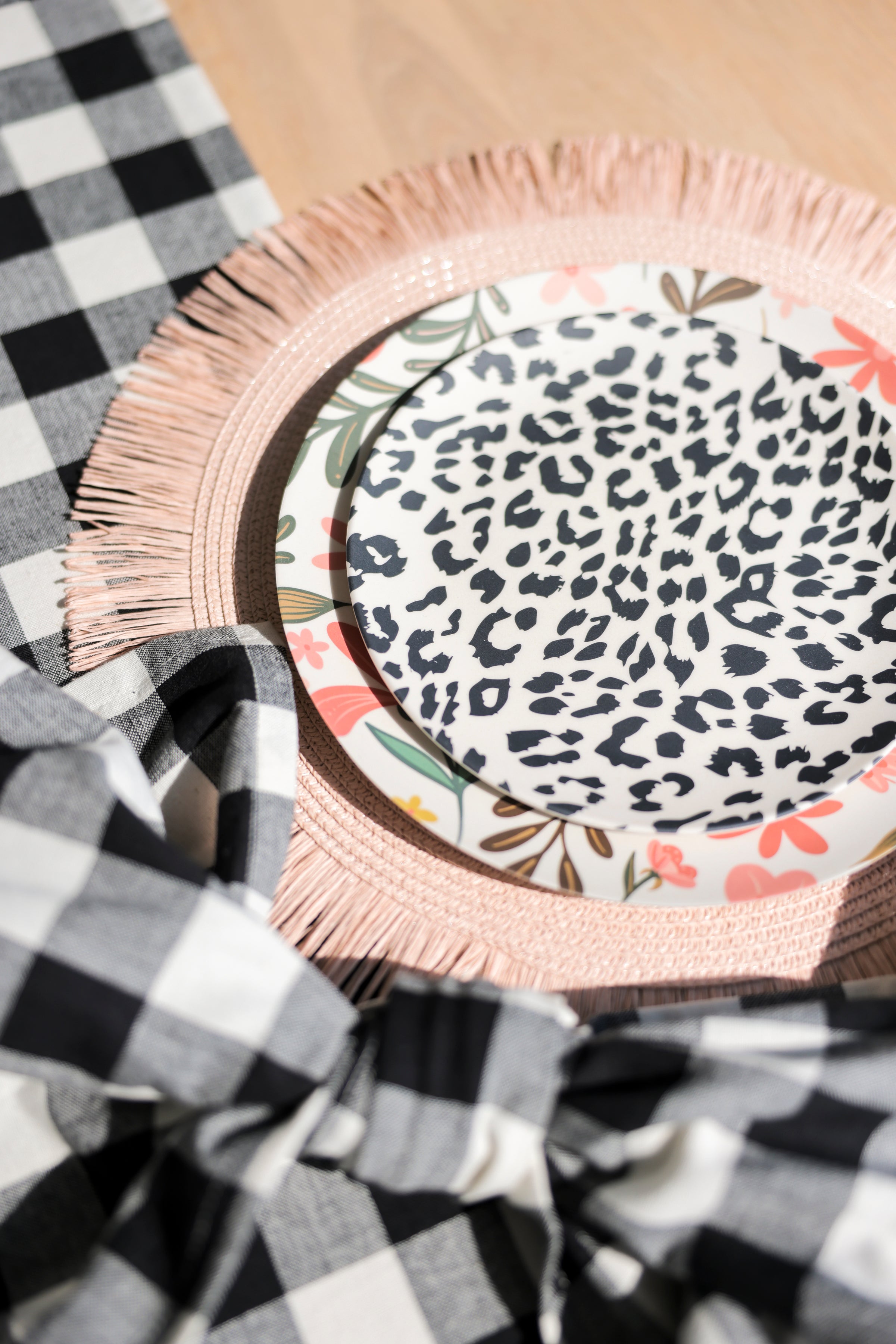 Shiraleah Gina Check Table Runner, Black