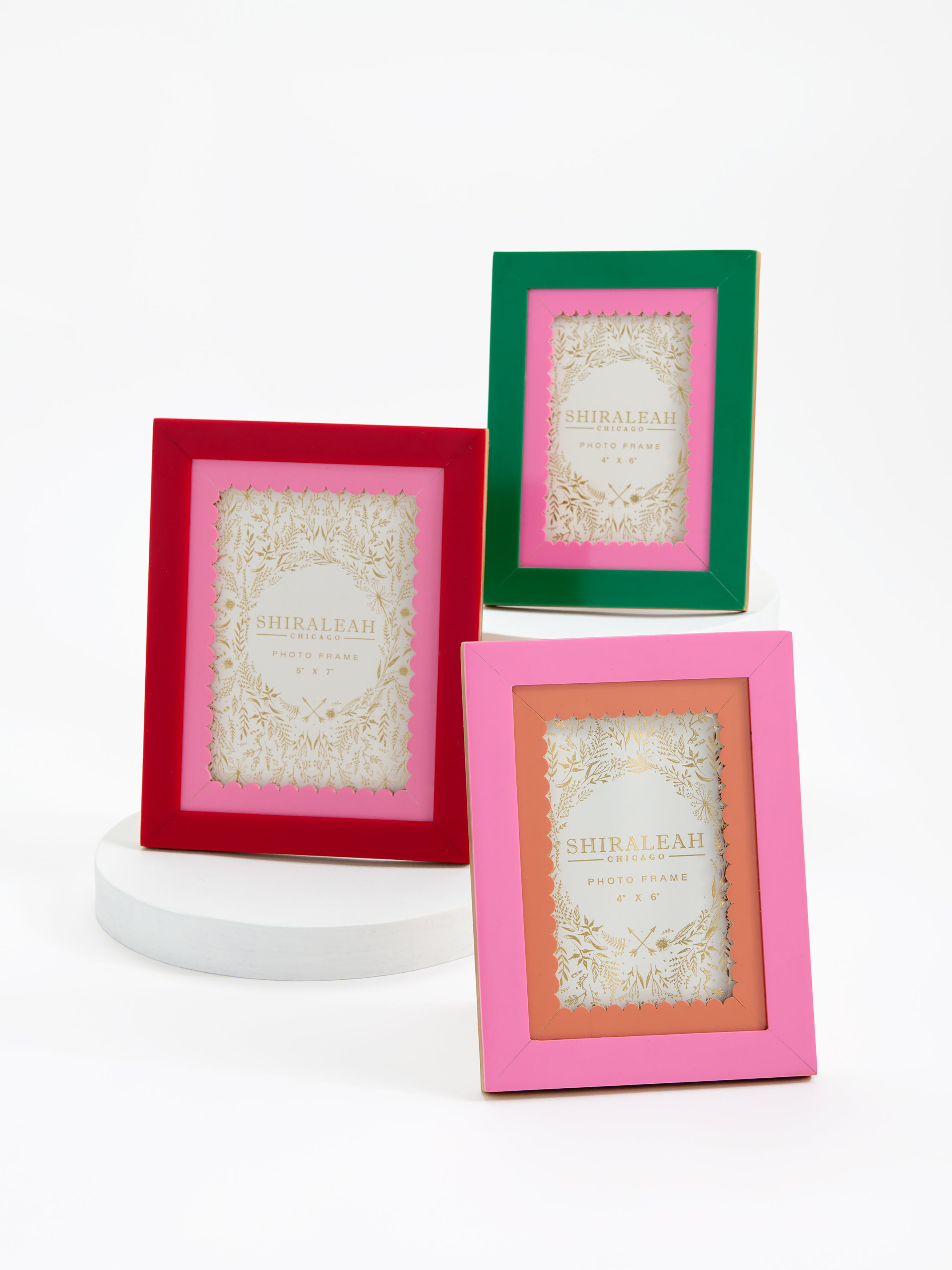 Shiraleah Poppy 5" x 7" Scalloped Edge Bevel Picture Frame, Red