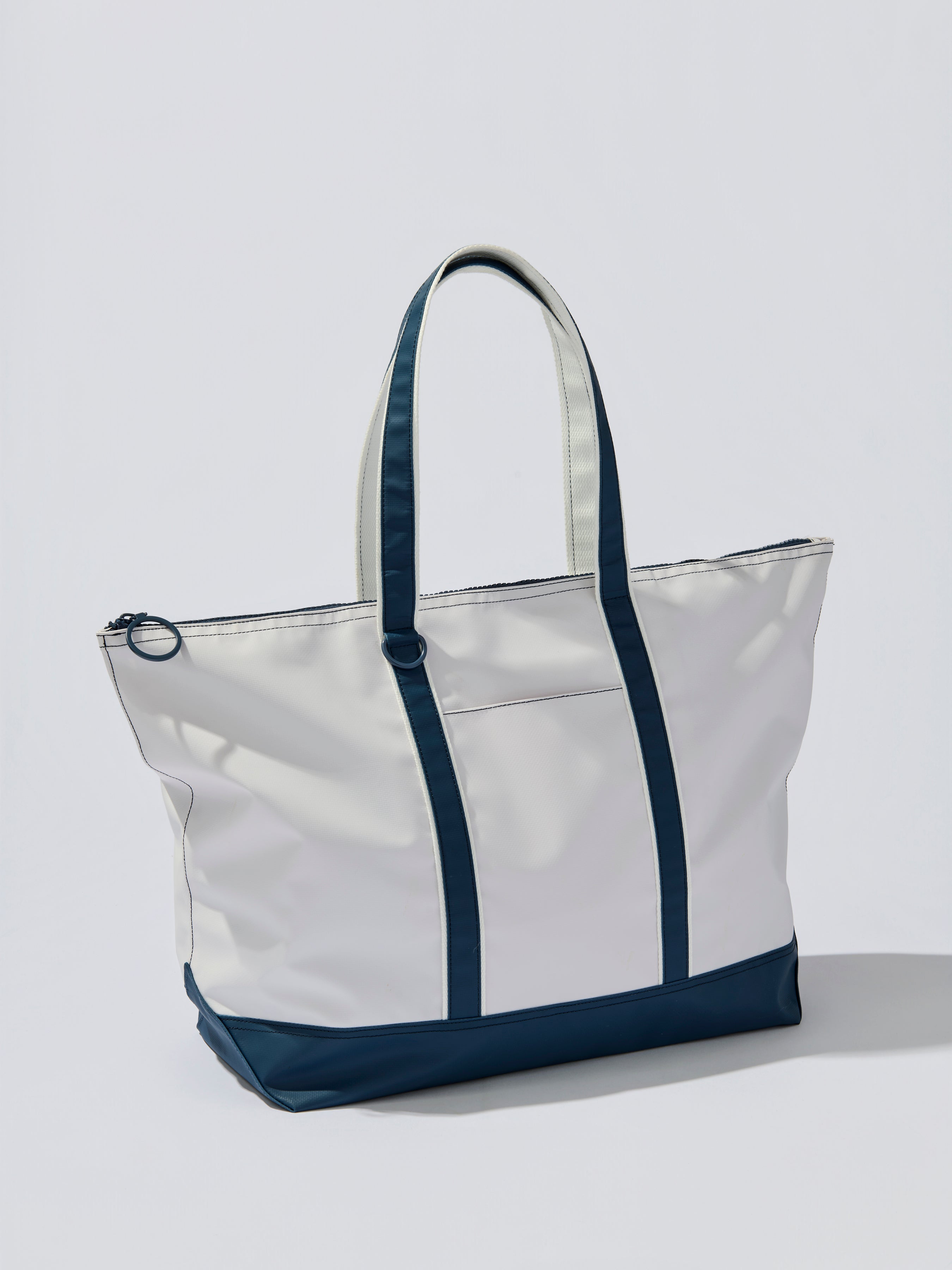 Shiraleah Port Water Resistant Tote WHITE