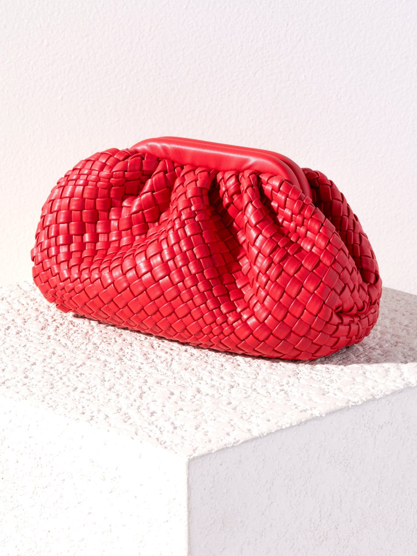 Shiraleah Blythe Clutch, Red