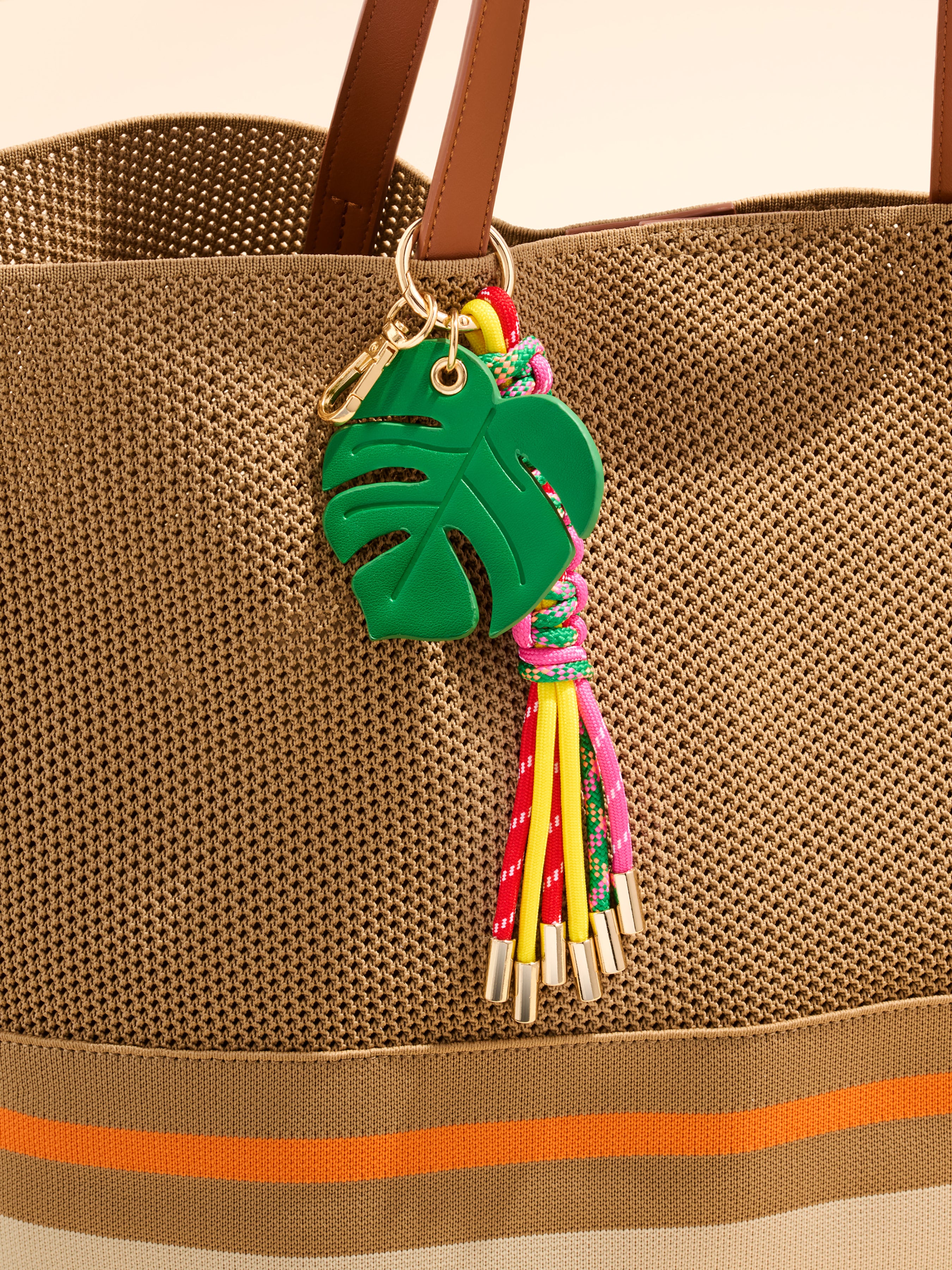 Shiraleah Palm Leaf Bag Charm/Key Ring, Multi