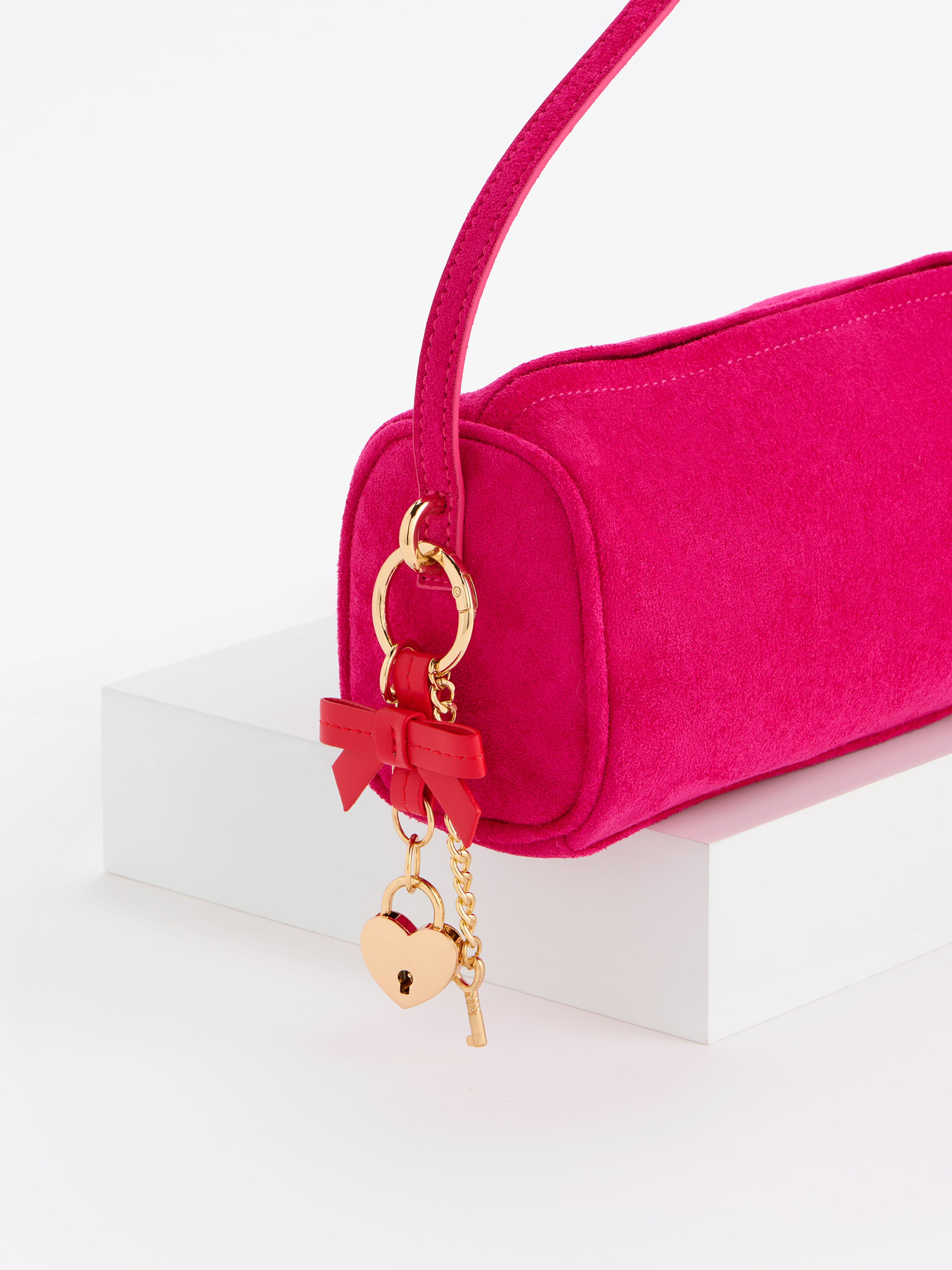 Shiraleah Heart Locket Bag Charm/Key Ring RED / OS