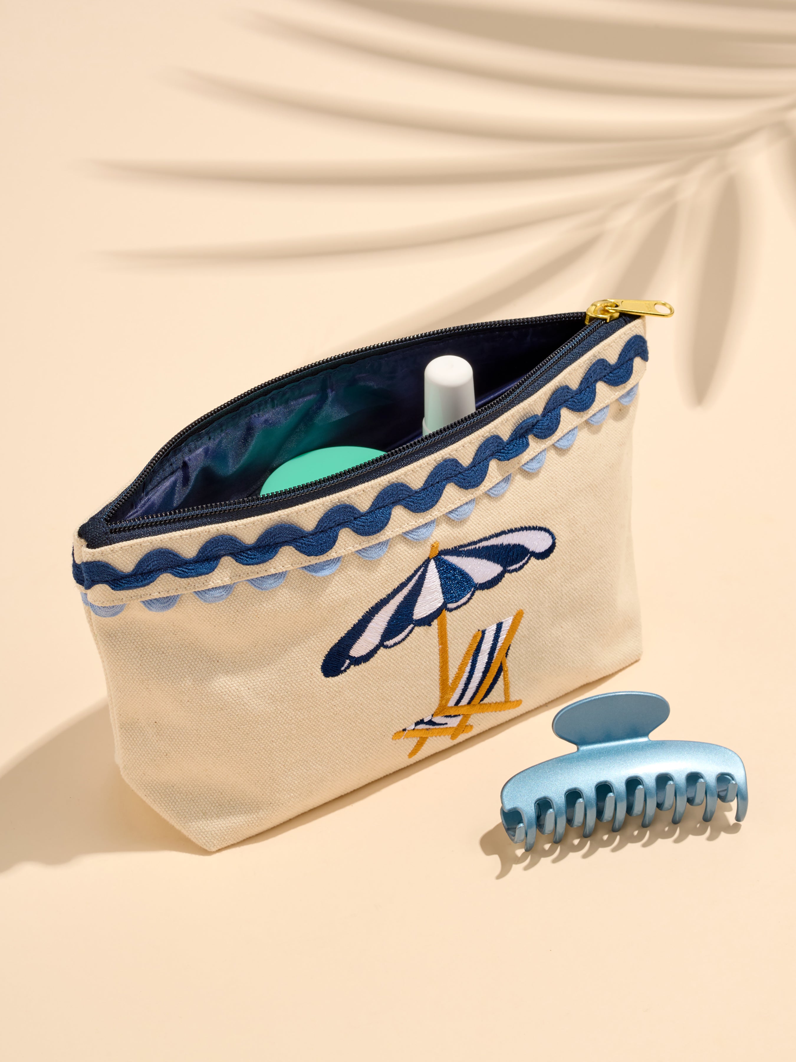 Shiraleah Poppy Zip Pouch BLUE