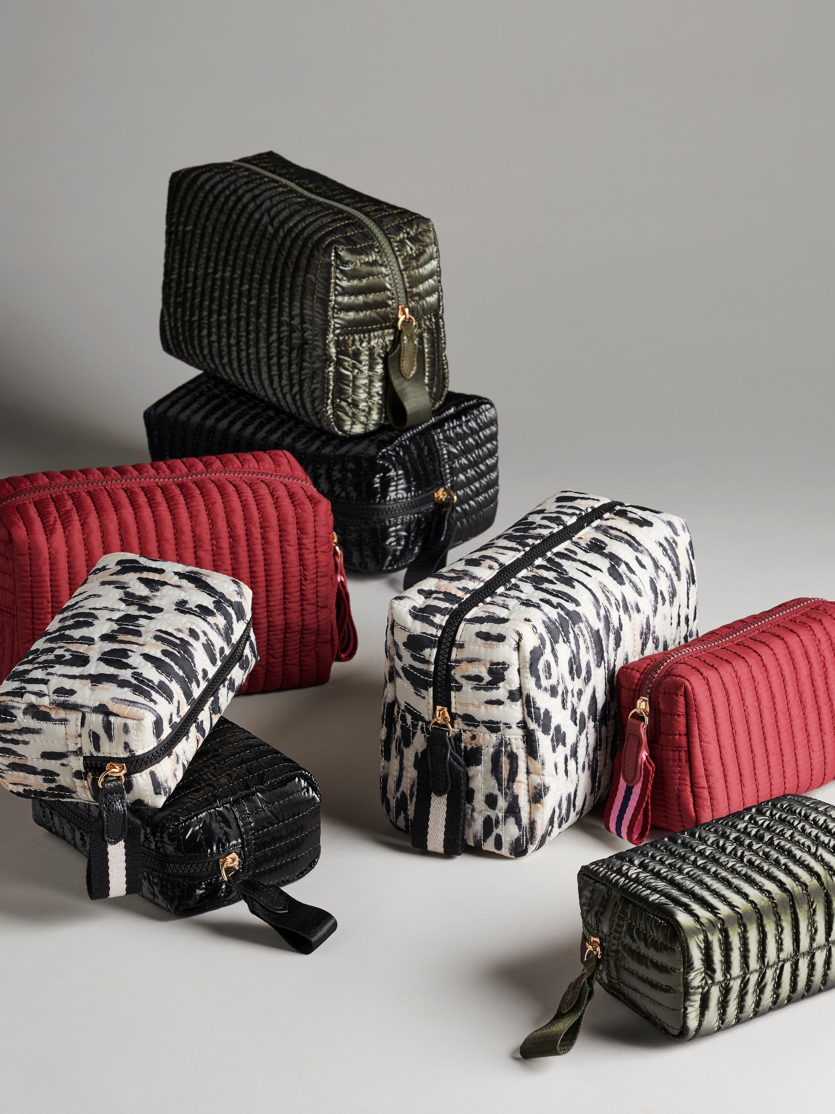 Shiraleah Ezra Small Boxy Cosmetic Pouch LEOPARD