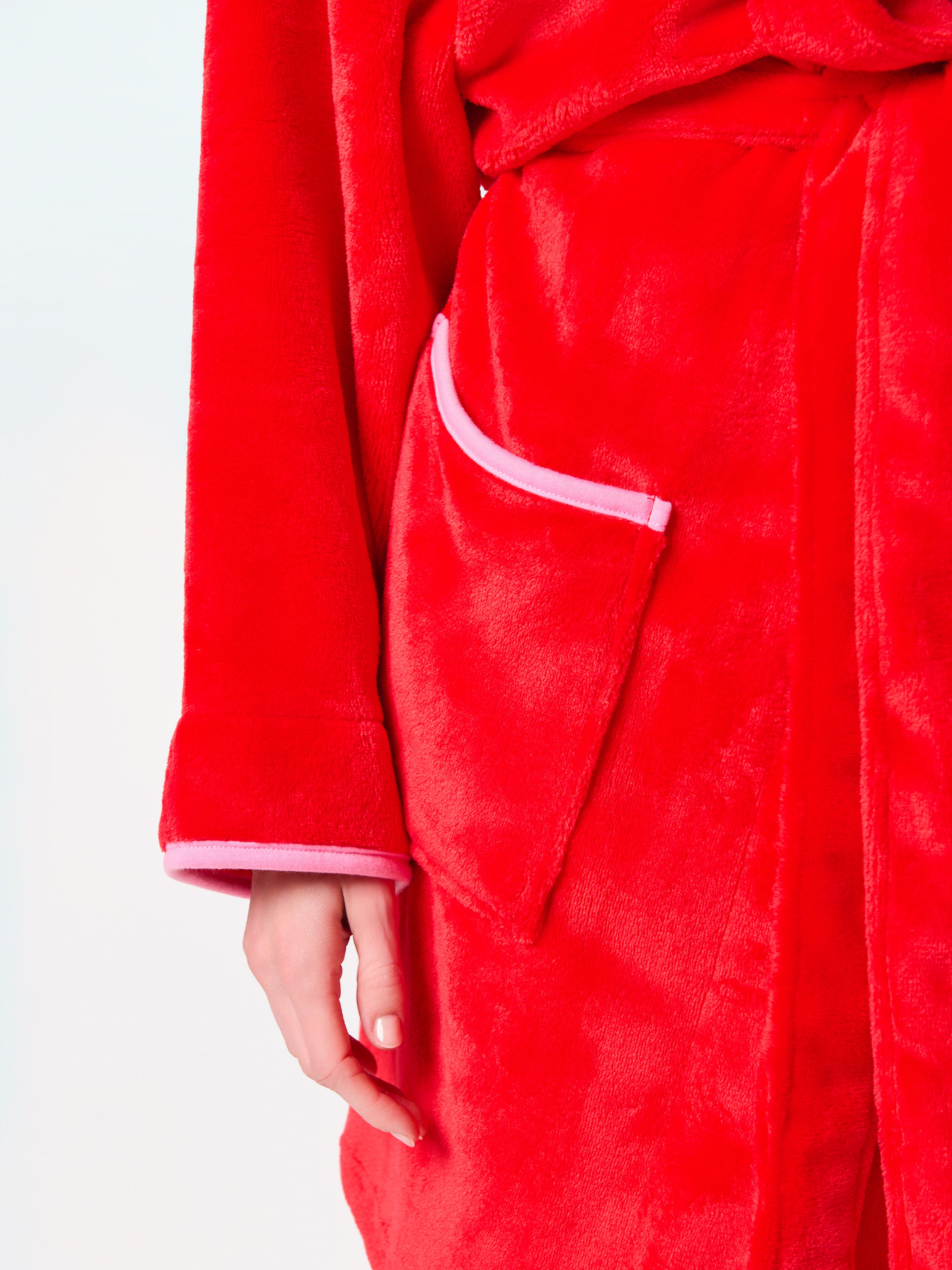 Shiraleah Rosie Scallop Robe, Red RED / S/M