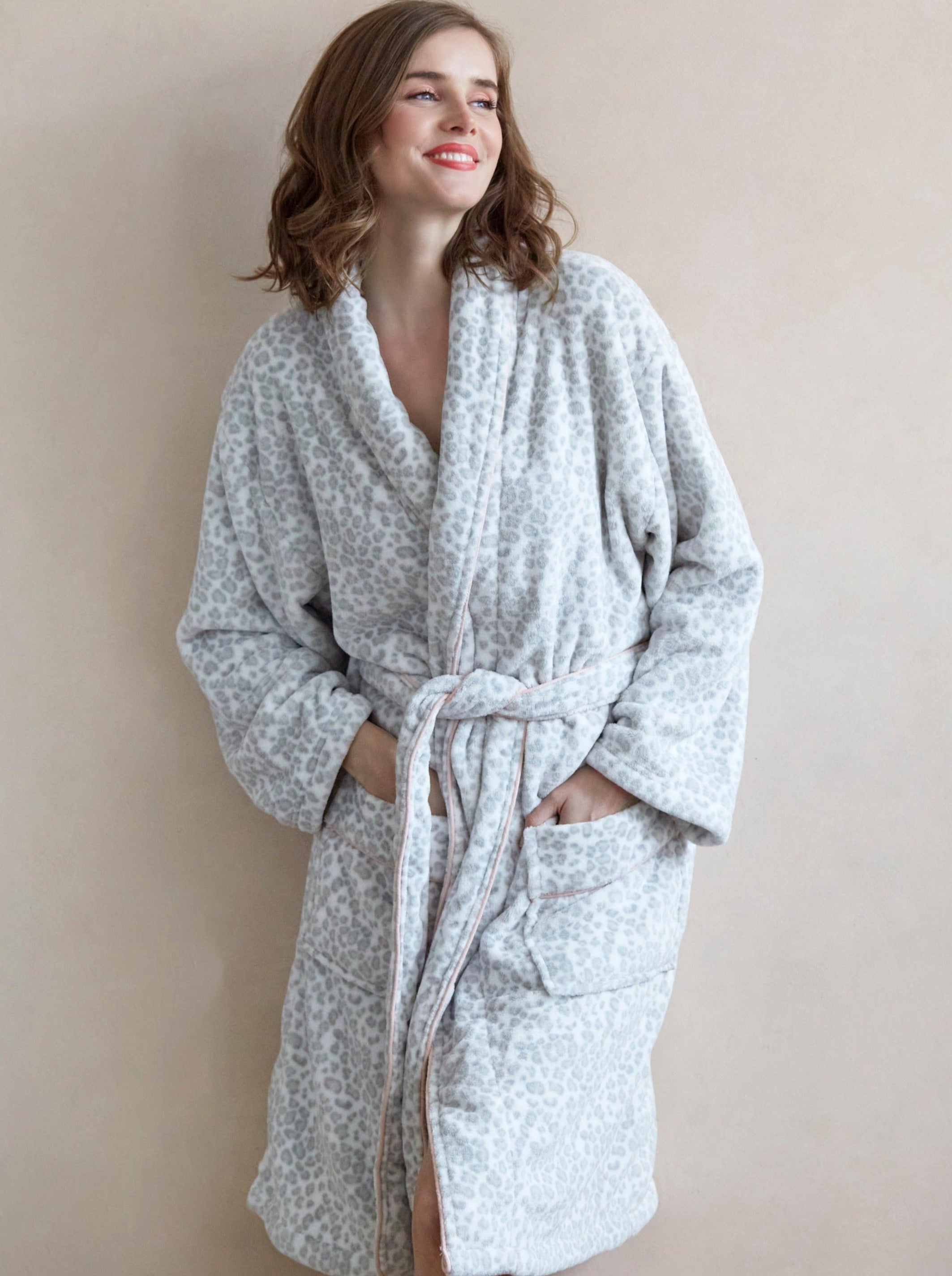 Assorted Set Of 2 Lelo Robes, Grey