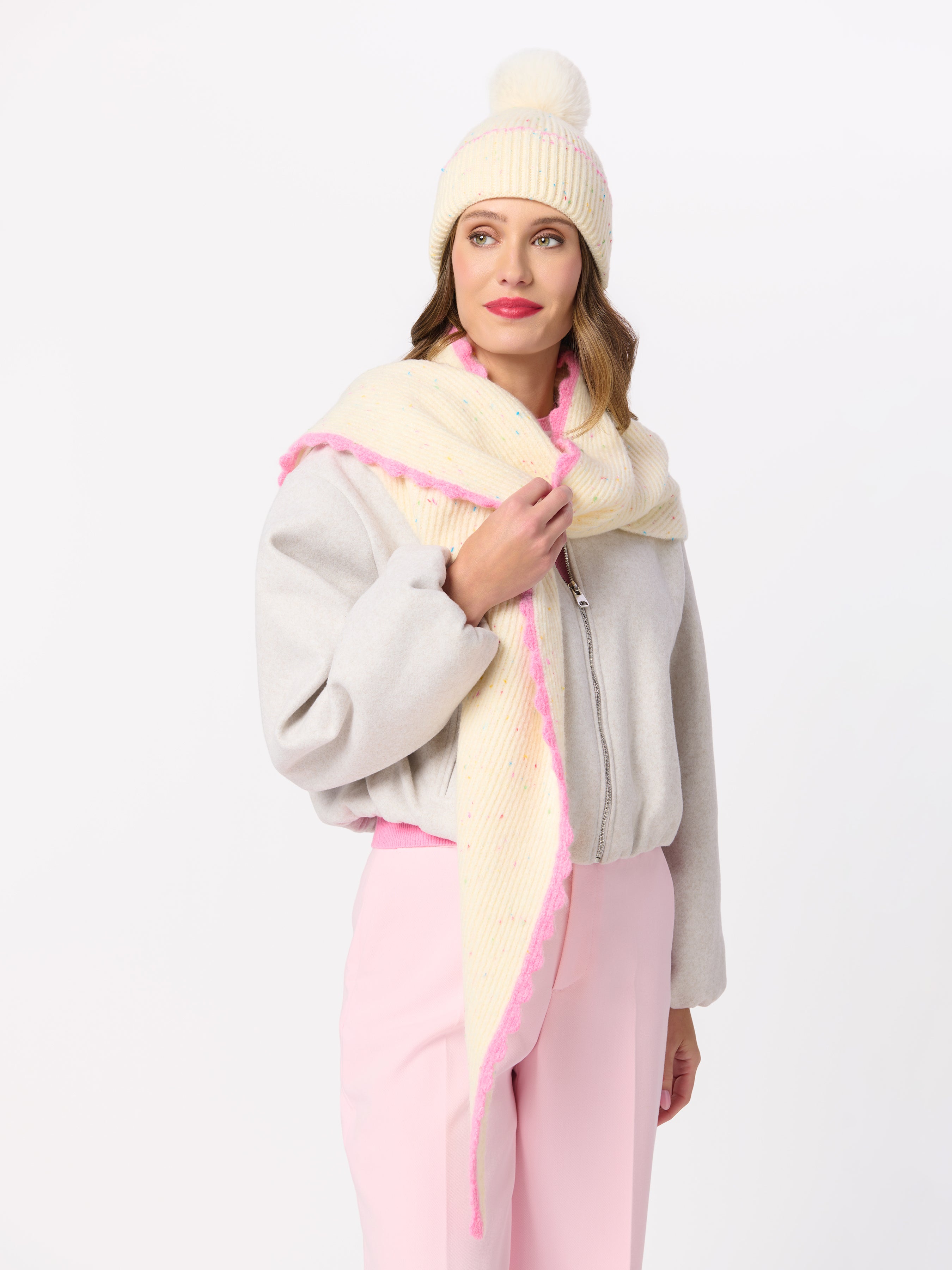 Shiraleah Kendra Triangle Scarf IVORY / OS