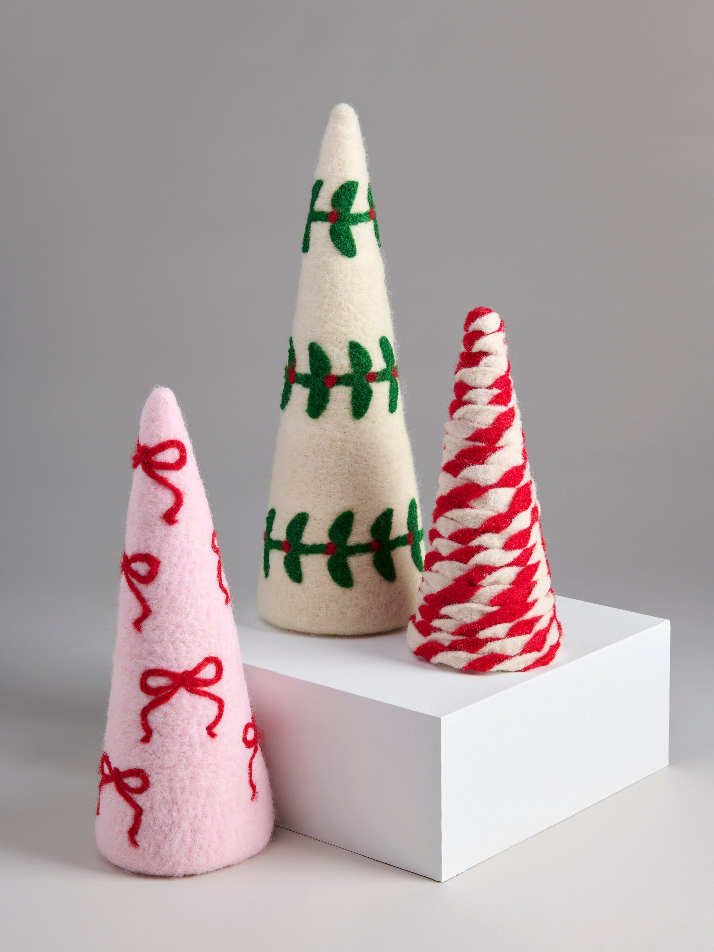 Shiraleah Assorted Set of 3 Festive Bow Decorative Trees, Multi
