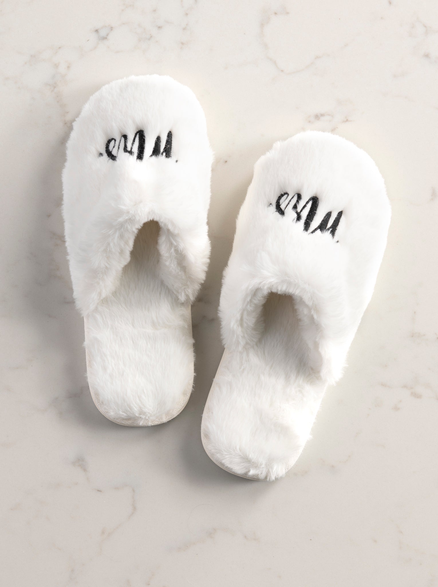 Assorted Set Of 2 Sizes "Mrs" Slippers, Ivory