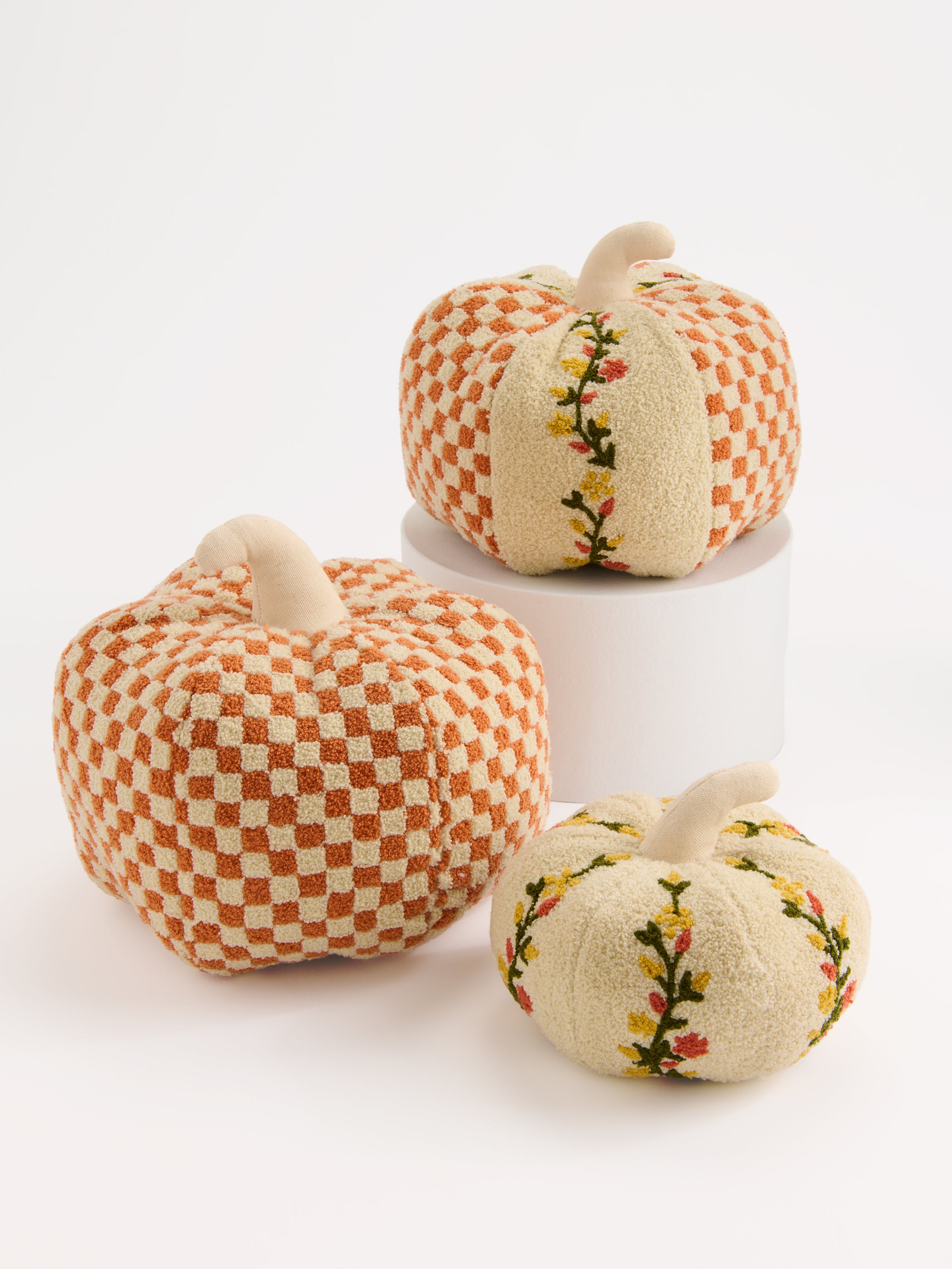 Shiraleah Pumpkin Medium Pillow, Multi